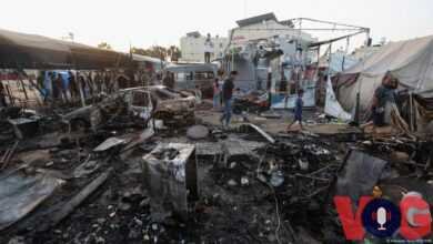 غزہ میں اٹھارہ ماہ سے جاری جنگ کے دوران ہزاروں افراد نے ہسپتالوں کے احاطوں میں لگائے گئے خیموں میں پناہ لے رکھی ہے