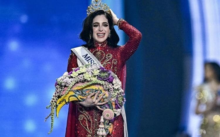 میکسیکو کی فاطمہ بوش مس یونیورس 2025 کی فاتح، پری پیجینٹ ڈرامے کے باوجود مداحوں کی پسندیدہ بن کر ابھری