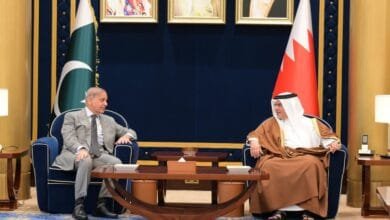 وزیراعظم شہباز شریف کا بحرین کا سرکاری دورہ: اقتصادی، دفاعی اور سیکیورٹی تعلقات کو مستحکم کرنے کے عزم کا اعادہ