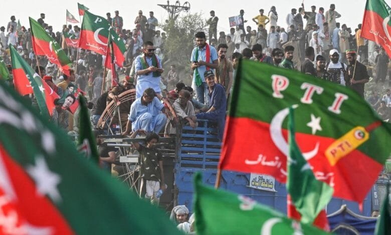 پاکستان تحریک انصاف (پی ٹی آئی) کی جانب سے ڈی جی آئی ایس پی آر کے بیان کی شدید مذمت اور دیگر مطالبات