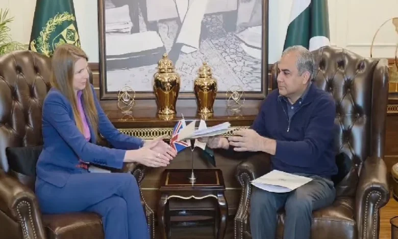 اسلام آباد: وفاقی وزیر داخلہ محسن نقوی سے برطانوی ہائی کمشنر جین میریٹ کی ملاقات، پاک برطانیہ تعلقات، سیکیورٹی تعاون اور دیگر اہم امور پر بات چیت