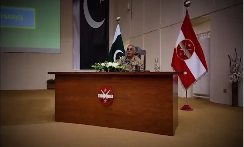 Corps Commander Balochistan holds special meeting with students and teachers at University of Balochistan