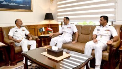 رائل نیوی آف عمان کا فلوٹیلا کراچی پہنچا، پاک عمان بحری شراکت داری کو مزید مستحکم کرنے کی کوششیں