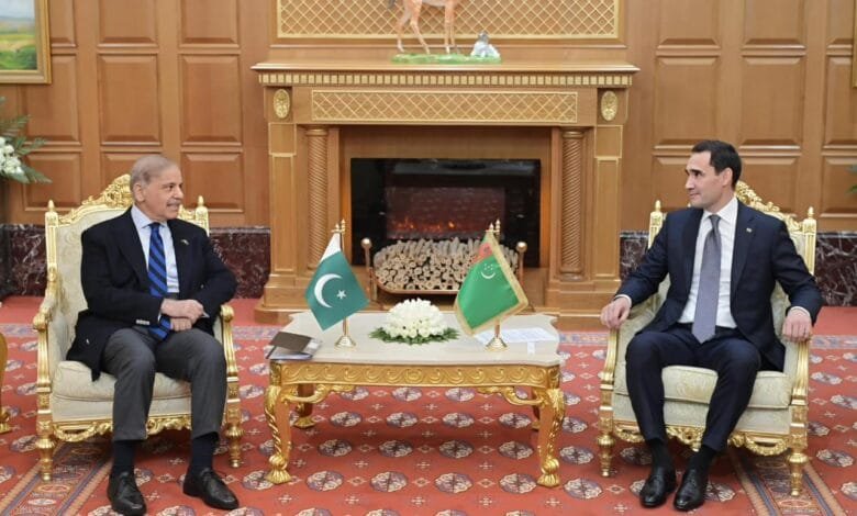 Prime Minister Shehbaz Sharif meets with Turkmenistan President Sardar Berdimuhamedow, agrees to promote bilateral relations, regional ties and cooperation