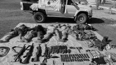 دہشت گردوں کے قبضے سے اسلحہ، گولہ بارود اور دھماکا خیز مواد برآمد کیا گیا ہے۔