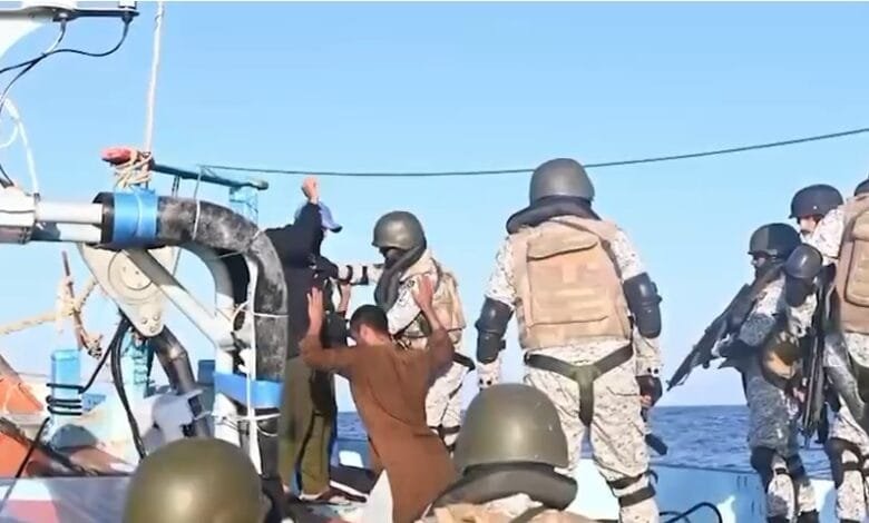 پاک بحریہ کا بحیرہ عرب میں انسداد منشیات کے کامیاب آپریشن، 30 لاکھ امریکی ڈالر مالیت کی 1500 کلوگرام چرس برآمد