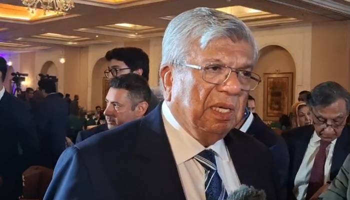 پی آئی اے کی نیلامی: عارف حبیب کا کہنا ہے کہ صرف بہترین کارکردگی والے ملازمین کو ساتھ رکھا جائے گا