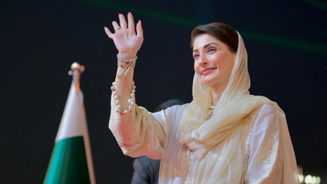 وزیراعلیٰ مریم نواز شریف کی قیادت میں پنجاب میں بلیو اکانومی کا تاریخی آغاز، شرمپ فارمنگ کا سب سے بڑا منصوبہ عملی شکل اختیار کر گیا