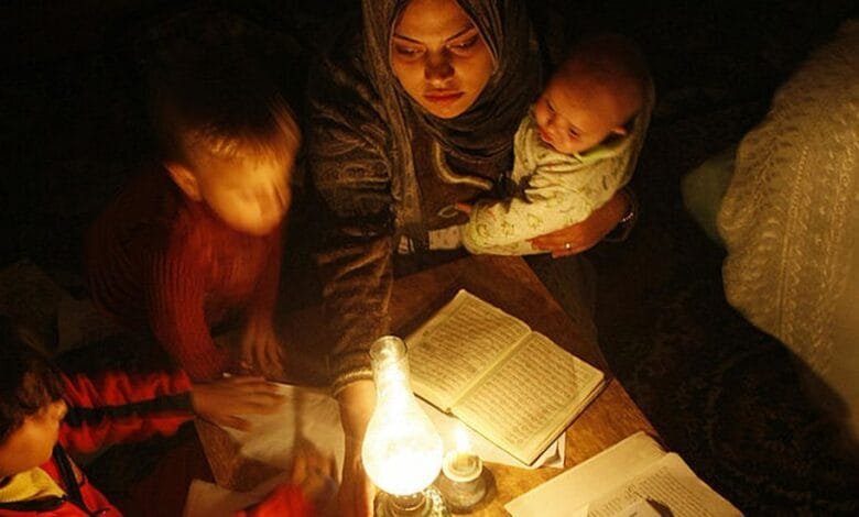 ملک بھر میں بجلی کا بحران سنگین، شارٹ فال 4 ہزار میگاواٹ تک پہنچ گیا، جبری لوڈشیڈنگ