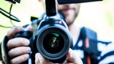 سوشل میڈیا انفلوئنسرز اور وی لاگرز کے ساتھ اعلیٰ سیکیورٹی حکام کی خصوصی نشست