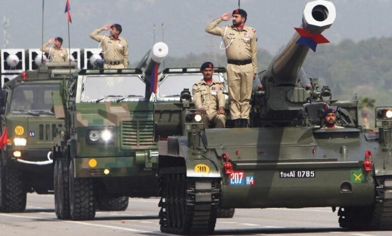 پاکستان کا دفاعی برآمدی معاہدوں میں نمایاں اضافہ: 2025 میں 10 بلین ڈالر کے معاہدے حاصل