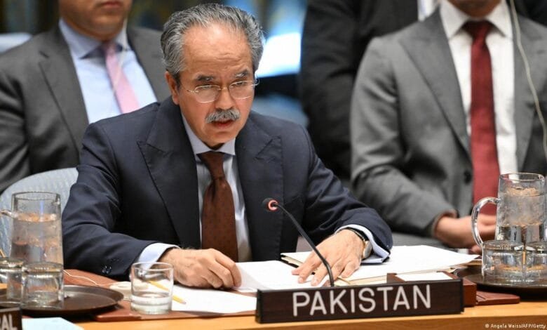 سلامتی کونسل میں پاکستان کا مؤقف: ایران میں استحکام خطے اور عالمی امن کے لیے ناگزیر ہے، سفیر عاصم افتخار احمد