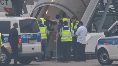 جرمنی لوگوں کو ملک بدر کیسے کرتا ہے؟