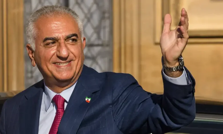 ایران ایک اور بادشاہت کا بوجھ اٹھانے کے لیے تیار ہے؟