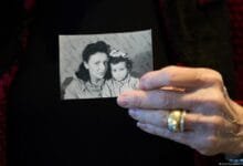 ہولوکاسٹ: والدین کی محبت کی کہانی کم عمر ترین گواہ کی زبانی