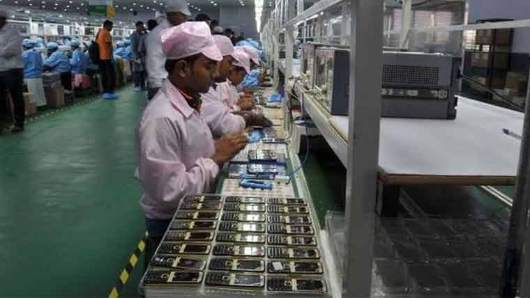 یہ پالیسی نہ صرف موبائل فونز بلکہ لیپ ٹاپ، ٹیبلٹس اور دیگر الیکٹرانک آلات کی مینوفیکچرنگ کے لیے بھی مخصوص اہداف متعین کرتی ہے