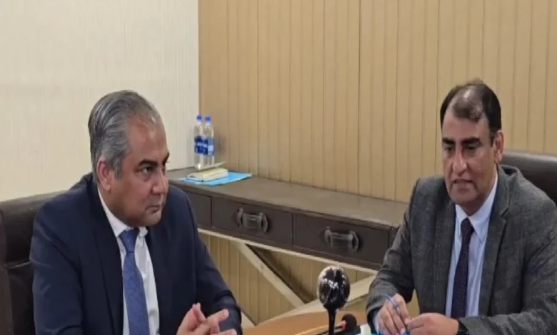 وزیر داخلہ محسن نقوی کا منی لانڈرنگ، انسانی سمگلنگ اور غیر قانونی مالیاتی سرگرمیوں کے خلاف بھرپور کریک ڈاؤن کا حکم