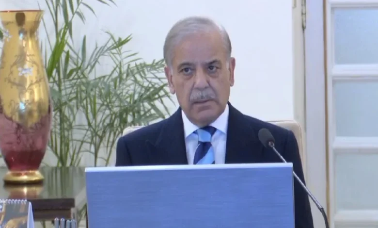 خسارے کا شکار اداروں کی نجکاری حکومت کی اولین ترجیح، پی آئی اے کے 75 فیصد حصص کی کامیاب نجکاری بارش کا پہلا قطرہ ہے ،وزیراعظم