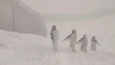 شدید سردی میں بھی پاک فوج کے جوان سرحدوں پر سیسہ پلائی دیوار