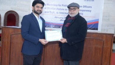 عوامی اداروں کی معلومات کی پیشگی فراہمی سے غلط معلومات کے پھیلاؤ پر قابو پایا جا سکتا ہے: ایکزیکٹیو ڈائریکٹر ایس ایس ڈی او سید کوثر عباس