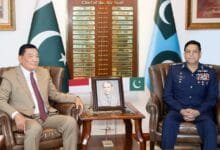 پاکستان اور انڈونیشیا کے درمیان فضائیہ کے شعبے میں دفاعی تعاون کے فروغ پر اتفاق، انڈونیشیا کے وزیر دفاع کی ائیر ہیڈ کوارٹرز میں ائیر چیف سے اہم ملاقات