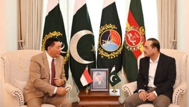 پاکستان اور انڈونیشیا کے درمیان دفاعی تعاون کے فروغ پر اتفاق، انڈونیشیا کے وزیر دفاع کی جی ایچ کیو میں فیلڈ مارشل عاصم منیر سے اہم ملاقات