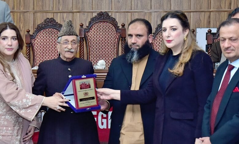 صوبائی وزیر قانون رانا محمد اقبال خان کی میاں منظور احمد وٹو کے تعزیتی ریفرنس میں شرکت