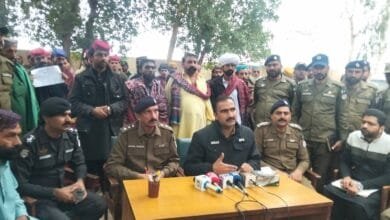 پاکستان کے علاقہ کچہ میں آپریشن، پولیس کا بڑا کامیاب حملہ، 95 ڈاکوؤں کا سرنڈر، عمرانی گینگ کے 41 ڈاکو بھی ہتھیار ڈال چکے