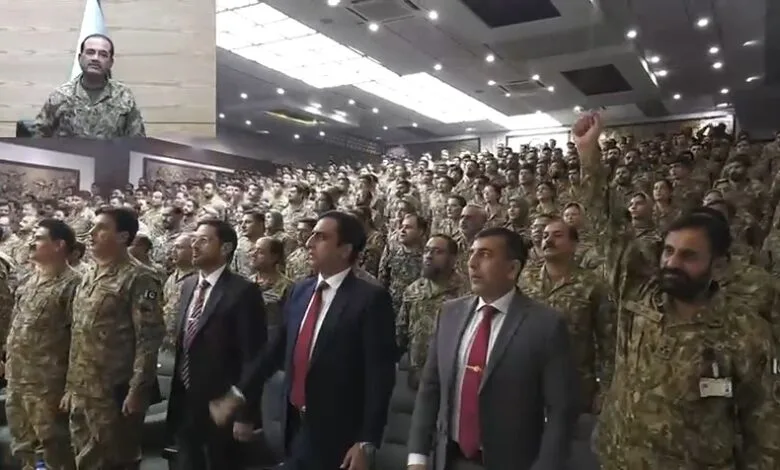 فیلڈ مارشل سید عاصم منیر کا لاہور گیریژن کا دورہ، آپریشنل تیاریوں، جدید تربیت اور قومی سلامتی کے عزم کا اعادہ