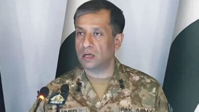 ڈی جی آئی ایس پی آر کا یونیورسٹی آف گوادر کا دورہ ،فیکلٹی اور طلباء سے انٹرایکٹو سیشن، علاقائی و عالمی امور اور سوشل میڈیا پروپیگنڈے پر گفتگو