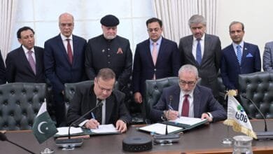 پاکستان اور اسلامی ترقیاتی بینک کے درمیان 603 ملین ڈالر کے تین اہم معاہدوں پر دستخط
