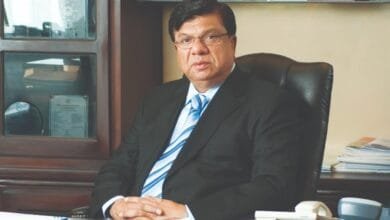 معروف کاروباری شخصیت عارف حبیب کی پی آئی اے کے بعد بلیو اکانومی میں بڑی سرمایہ کاری کی تیاری، سمندری وسائل کو قومی ترقی کا نیا محرک بنانے کا عزم