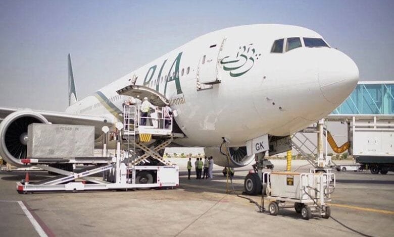 لاہور: پی آئی اے کی نجکاری کے خلاف لاہور ہائی کورٹ میں آئینی درخواست دائر