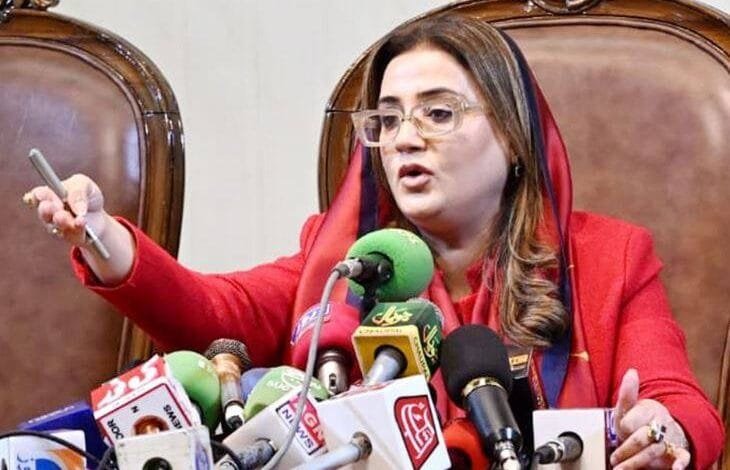 نئے سال کی خوشی میں مریم نواز کی سرپرستی میں شعبہ صحت میں بڑی کامیابی حاصل کی گئی ہے،یہ جدید منیملی اِنویسیو طریقہ علاج ہے جس میں بغیر بے ہوشی اور وینٹیلیٹر کے کامیاب آپریشن ممکن ہوا: عظمیٰ بخاری