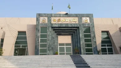 پشاور ہائی کورٹ کا تاریخی فیصلہ: پیشگی نوٹس کے بغیر سفری پابندیاں غیر قانونی قرار، ‘بلیک لسٹ’ اور ‘PNIL’ کالعدم