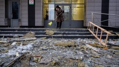 زیلنسکی نے کہا، ’’سردیوں کے انتہائی سرد ترین دنوں میں لوگوں کو دہشت زدہ کرنا روس کے لیے سفارت کاری سے زیادہ اہم ہے۔‘‘