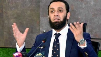 عمران خان کی آنکھوں کے علاج سے متعلق حکومتی وضاحت