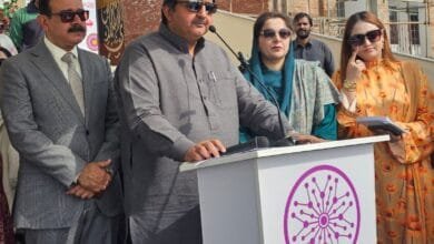 سپیکر پنجاب اسمبلی ملک محمد احمد خاں نے سپیریئر یونیورسٹی فیصل آباد میں اسپورٹس اینڈ کلچر فیسٹیول 2026 کا افتتاح کر دیا، نوجوانوں کو آگے بڑھنے کا پیغام