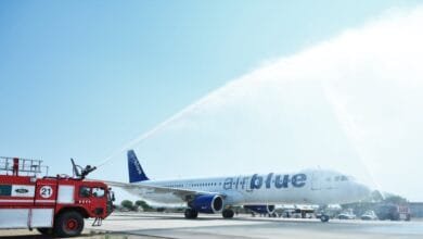 جناح انٹرنیشنل ایئرپورٹ کے اپ گریڈ شدہ رن وے 07L/25R پر پہلی کمرشل لینڈنگ، ایئر بلیو کی پرواز نے تاریخ رقم کر دی