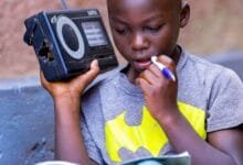 جنگ کے میدانوں سے خلاء کی وسعتوں تک ریڈیو آج بھی کارآمد