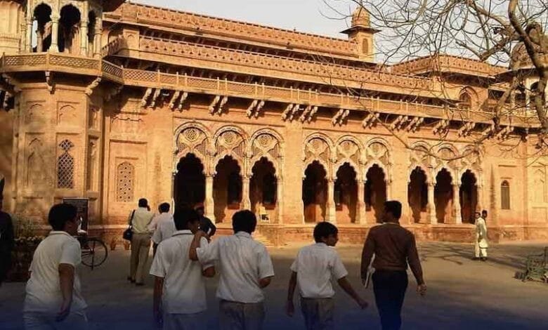 80 سال بعد لاہور کے ایچیسن کالج کے گوردوارہ میں عبادت کا انعقاد