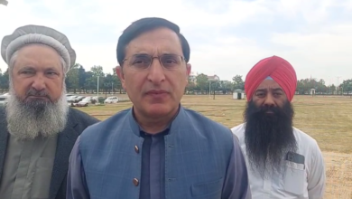 پاکستان: پی ٹی آئی کا دھرنا ختم ہونے کے بعد سیاسی کشیدگی میں نیا موڑ، قیادت کے اختلافات اور آئینی حکمت عملی پر بحث