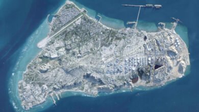 ایران اسرائیل جنگ کی تازہ ترین اپڈیٹ: امریکہ کی ایرانی جزیرہ پر حملے کی کوشش، متحدہ عرب امارات میں میزائل کے ٹکڑوں سے 2 افراد ہلاک، ایران نے امریکی F-18 لڑاکا طیارہ مار گرایا