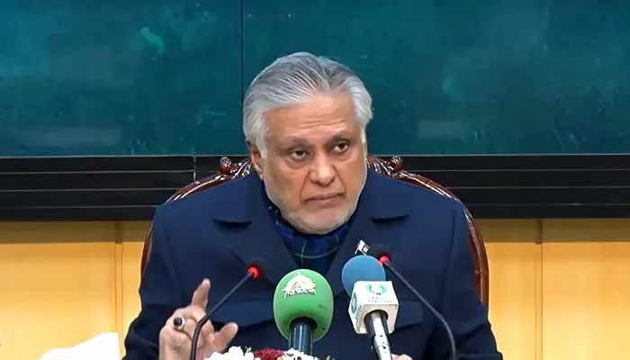 پاکستان کی افغانستان کے خلاف کارروائی اور وزیر خارجہ اسحاق ڈار کی اہم بریفنگ: آپریشن غضب للحق کی تازہ صورتحال