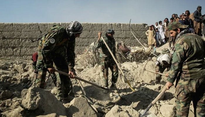 پاک فوج کی بڑی کارروائی: 50 مقامات پر دہشت گرد ٹھکانے تباہ، آپریشن “غضب للحق” کے تحت مؤثر جواب