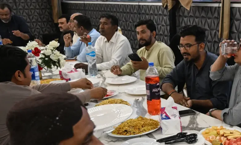 پاکستان میں ہندوؤں اور مسلمانوں کو قریب تر لانے والا رمضان