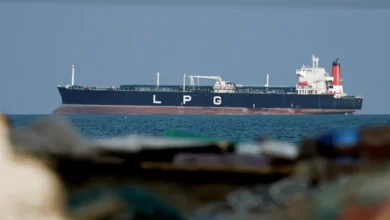 آبنائے ہرمز کی بندش، ایران پر ٹیکس وصولی کا الزام