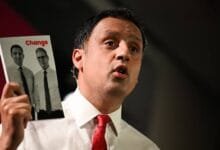 ایران اسرائیل جنگ ؛سابق گورنر پنجاب چوہدری محمد سرور کے بیٹے نے رہبر معظم آیت اللہ خامنہ ای کو "سفاک آمر "کا خطاب دے دیا