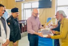 جہلم: عیدالفطر کے موقع پر ڈسٹرکٹ جیل میں قیدیوں کے لیے فلاحی تقریب، 300 قیدیوں میں عیدی تقسیم