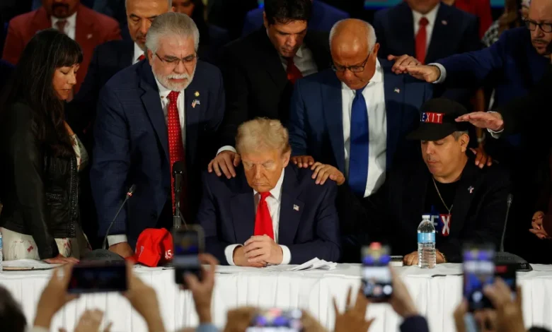 پوپ اور ٹرمپ کے درمیان نظریاتی تصادم شدت اختیار کر گیا